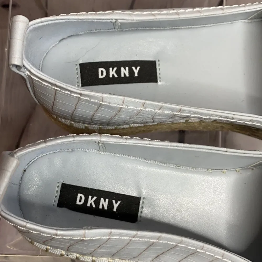 Dkny nwot color